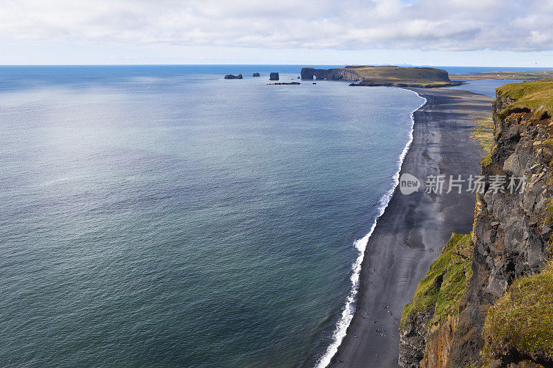 Reynisfjara 和 Dyrhólaey